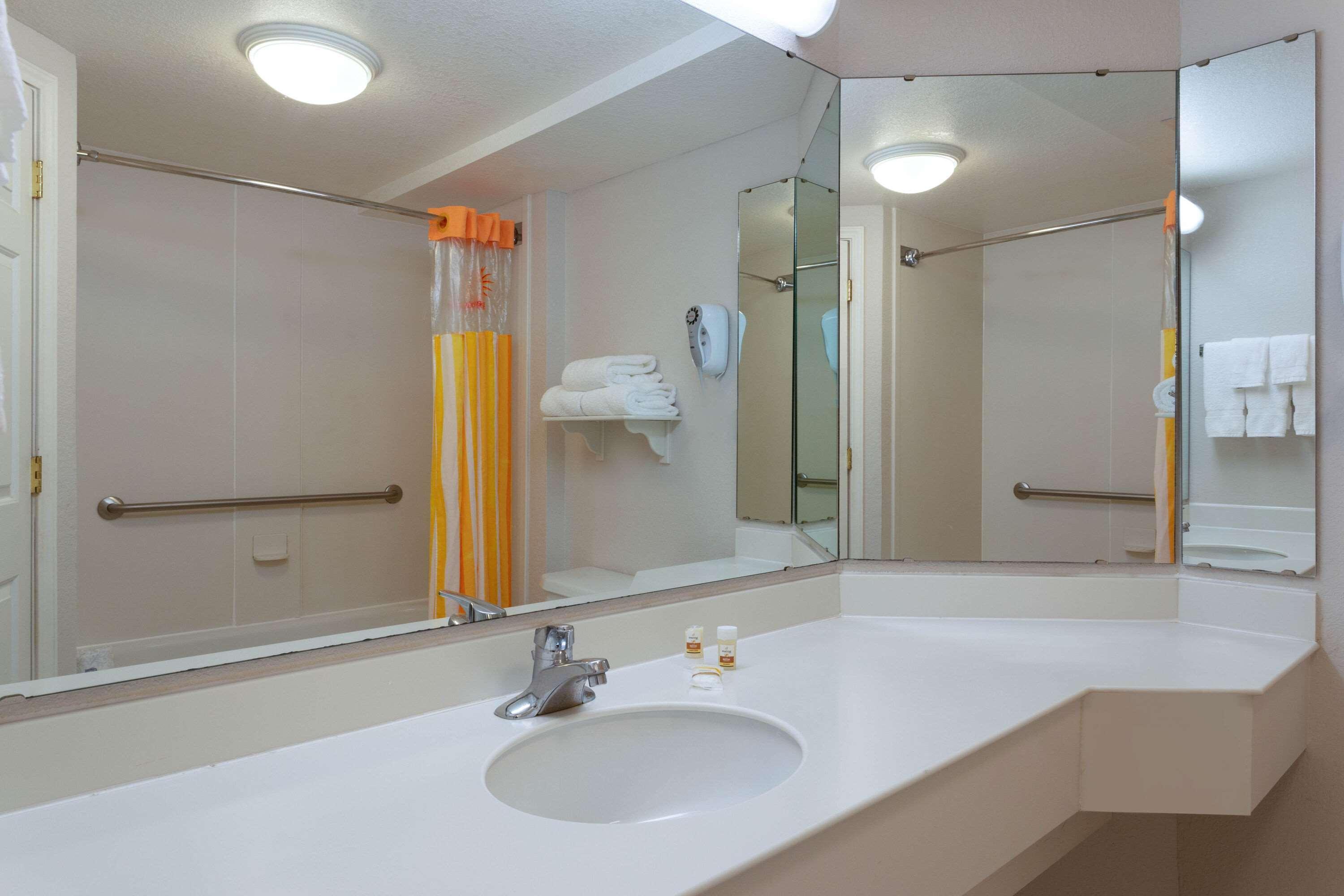 La Quinta By Wyndham Lakeland West Εξωτερικό φωτογραφία